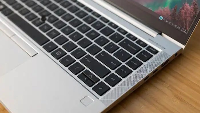 HP 840 G8