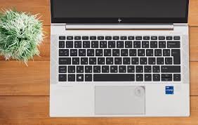 HP 830 G8  i5 11th-16-512 13.3